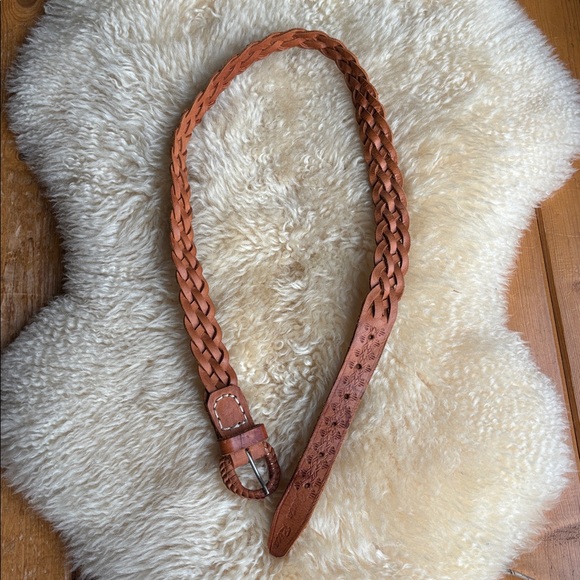 Vintage Braided Leather Belt - Picture 5 of 6